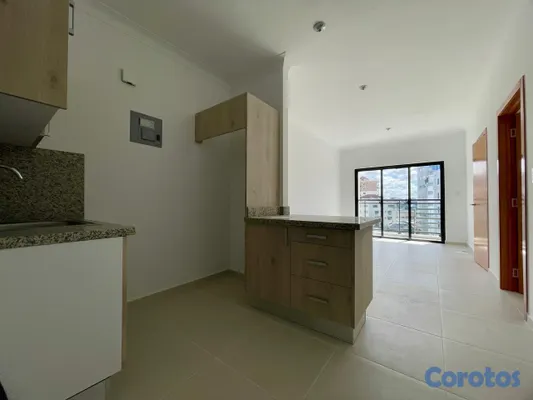 apartamentos - Apartamento en renta en torre moderna próximo a la Churchil 7