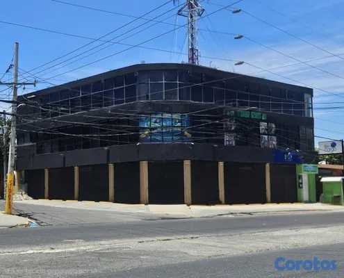 oficinas y locales comerciales - EDIFICIO COMERCIAL 3 NIVELES 9