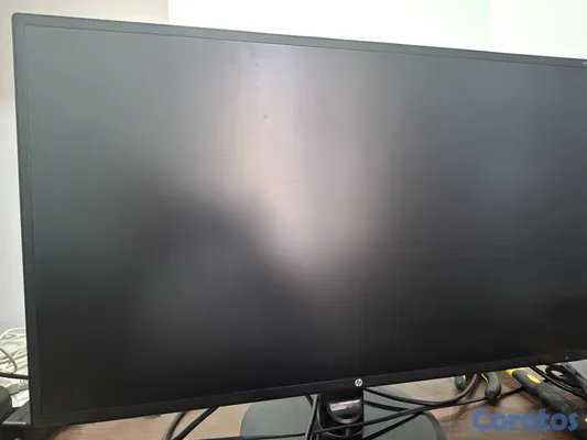 computadoras y laptops - Vendo 5 Monitores de 24-27-28 Pulgadas 11