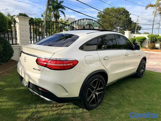 jeepetas y camionetas - Mercedes benz gl 43 amg 2017 8
