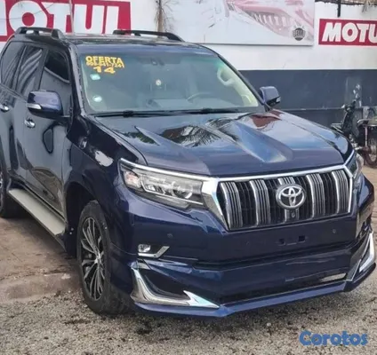 jeepetas y camionetas - Toyota Land Cruiser Prado 2014 | Diésel 4 Cilindros | 4x4 | 3 Filas | 6