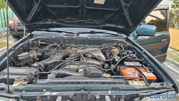 jeepetas y camionetas - Toyota 4runner límited 4x4
 6