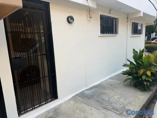 oficinas y locales comerciales - en Sector Renacimiento, Ideal para oficina, call center, alamcen  4