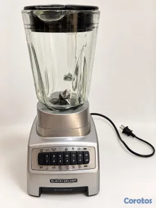 Licuadora BLACK+DECKER Pulverix con jarra de vidri