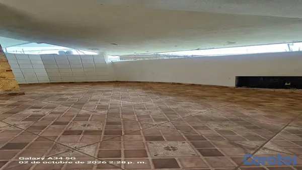 casas - Casa con vocación comercial disponible en Villa Carmen para venta y Alquiler 9