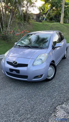 carros - Toyota Vitz 2009 cuatro cilindros  2