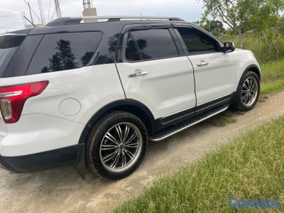 Ford explorer 