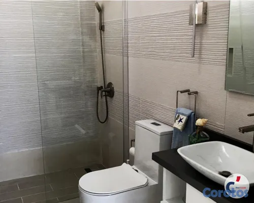 casas - Exclusiva Villa Inteligente de 6 Habitaciones con  4