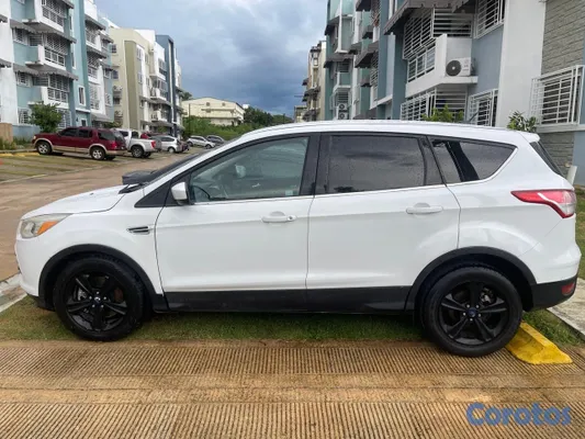 jeepetas y camionetas -  Ford Escape 2014, Venta de oportunidad 4