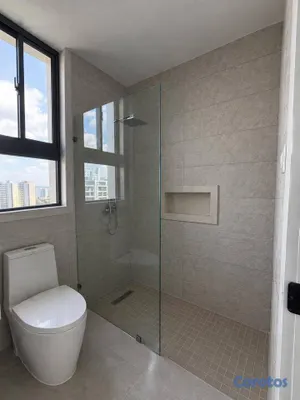 apartamentos - Apartamento en Venta ubicado en un piso 13 en Serr 2
