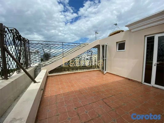 penthouses - Penthouse en venta de 4 pisos (550mt2) de 4 habitaciones en Urbanizacion Real 7