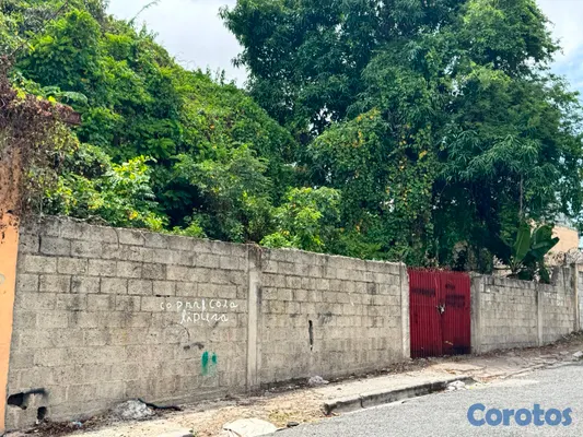 solares y terrenos - Terreno comercial de 585 m² en alquiler en Villa M 2