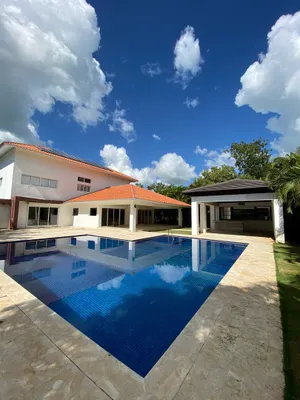 casas vacacionales y villas - HERMOSA VILLA EN METRO COUNTRY CLUB✨

• Categoría: Villa.
• Ub: Juan Dolió 5