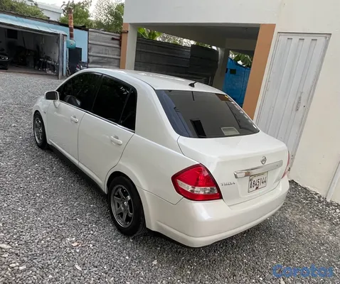 carros - Nissan Tiida 2007 Americano  2
