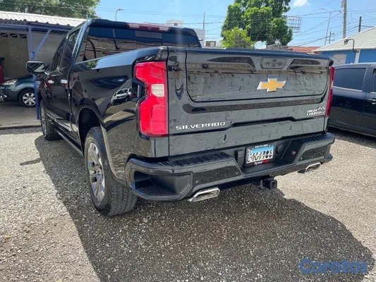 jeepetas y camionetas - Chevrolet Silverado High Country Duramax 2023 5