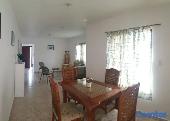 casas - Complejo de apartamentos de 3 pisos, 330m2 construidos en el centro de Samaná. 4