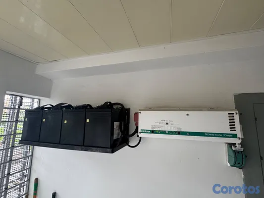 plantas e inversores - INVERSOR TRACE 3,600 kW 4 BATERÍAS 2