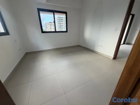 apartamentos - vendo nuevo Evaristo Morales piso 3 una habitación 1.5 baños parqueo área social 17