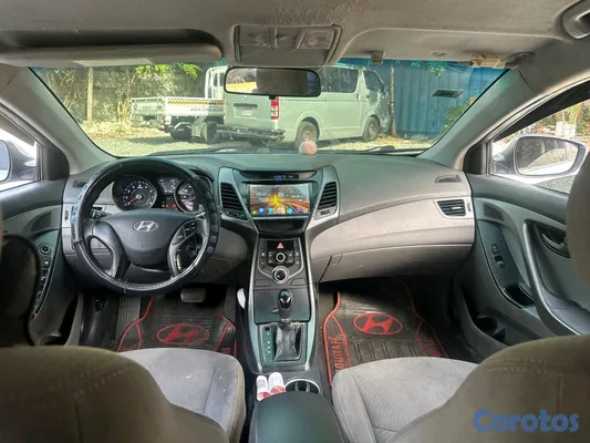 carros - hiunday elantra 2016 5