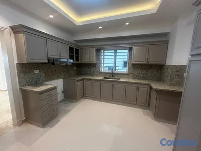 Apartamento de 3 habitaciones en alquiler en Piant