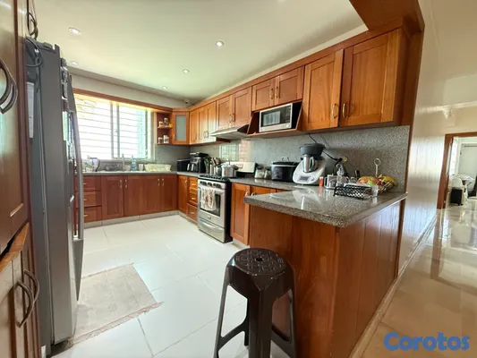 penthouses - Penthouse de Tres Niveles con Terraza, Jacuzzi y V 11