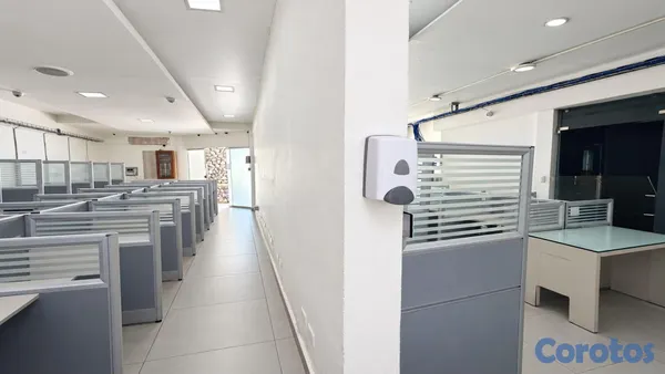 oficinas y locales comerciales - Alquilo local comercial en evaristo 4