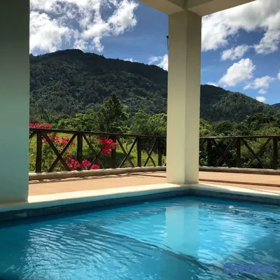 casas vacacionales y villas - Villa en Jarabacoa con Piscina | 6,229 m² | 5 Hab 3