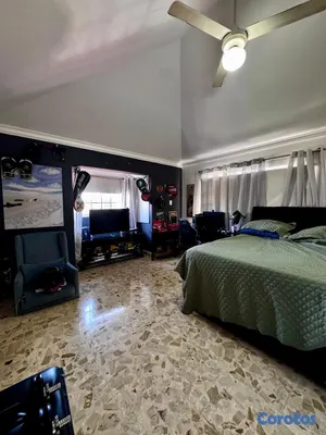 apartamentos - Casa en Venta y Alquiler, La Castellana 9