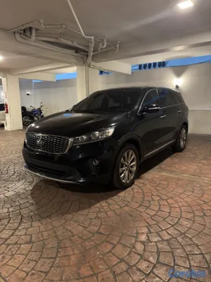 jeepetas y camionetas - Kia Sorento LX 2019 3