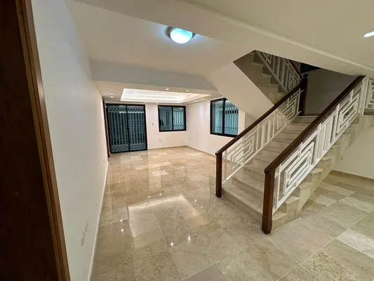 casas - Alquiler Casa Sin Amueblar de 4 Habitaciones, Bella Vista, Santo Domingo 9