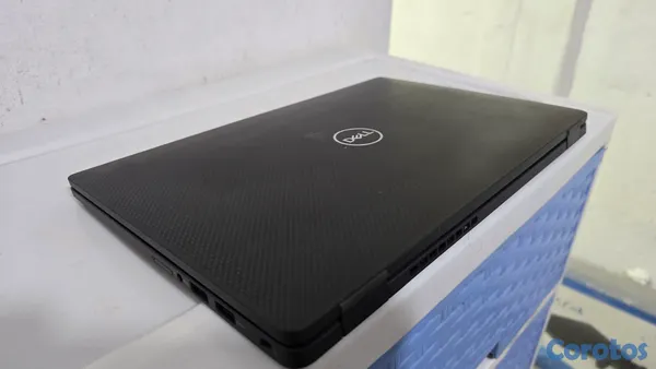 computadoras y laptops - laptop Dell Slim 14 Pulg Core i5 10th Gen Ram 8gb ddr4 Disco 256gb ssd Wifi  3
