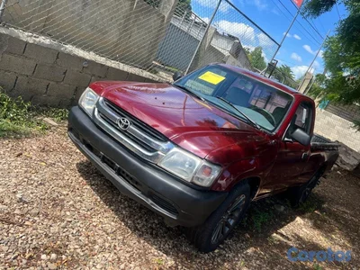 Toyota Hilux, clean 