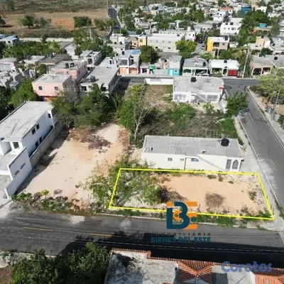 solares y terrenos - Se vende solar con 241 metros en Residencial Naime 9
