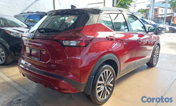 jeepetas y camionetas - NISSAN KICKS SV 2021 2