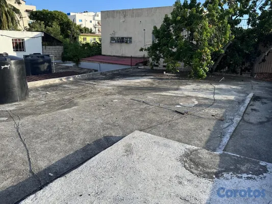casas - 🏡 ¡Vive en Villas Claudia! Casa con Patio, Jardín y Preparada para 2do Nivel 13