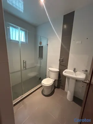 apartamentos - Amplio y moderno     Apartamento de 209 m² en La Española, Santiago / 3 hab. 20
