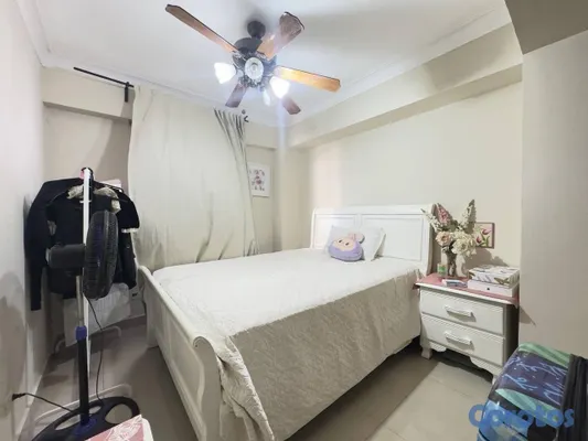 apartamentos - vendo Evaristo Morales tres habitaciones dos baños dos parqueos cuarto servicio  8