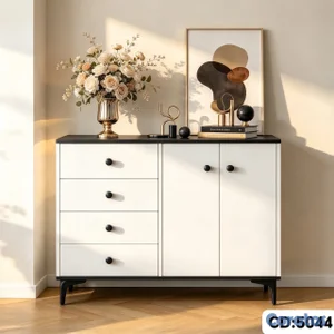Credenza de *madera* con gabetas y puertas 

Medida:100x35x90cm.
