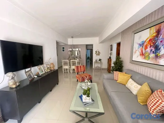 apartamentos - 2do nivel con terraza y parqueos techados en jardines del sur 4