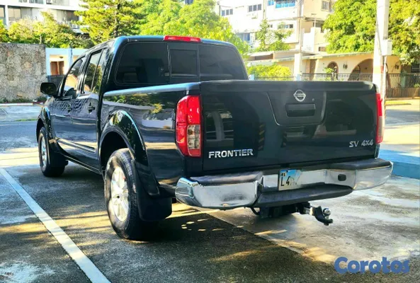 jeepetas y camionetas - Nissan frontier sv 2019 4