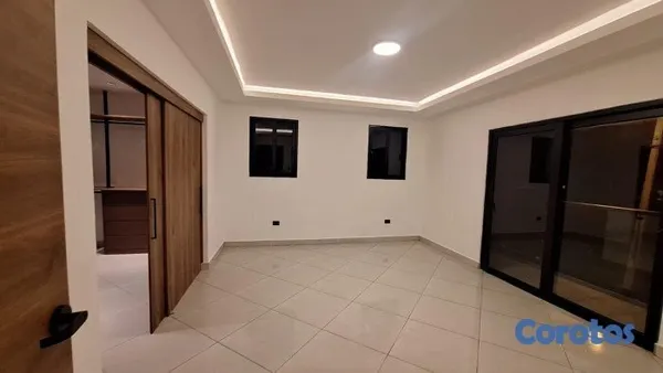 casas vacacionales y villas - Casa en venta proyecto familiar, La Vega Republica 4