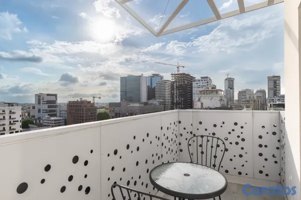 apartamentos - Apartamento Amueblado con vista a la Av. Churchill | Último Nivel 2