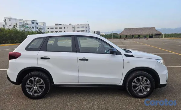 jeepetas y camionetas - Suzuki Vitara GL  2023 2