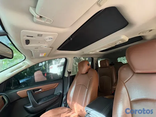 jeepetas y camionetas - Vendo Chevrolet Traverse  4