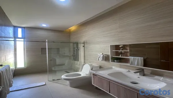 casas vacacionales y villas - Moderna y Elegante Villa en Playa Bonita, Las Terrenas 10