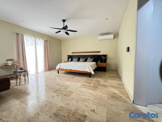casas - Casa de 5 habitaciones en alquiler en Arroyo Hondo 15