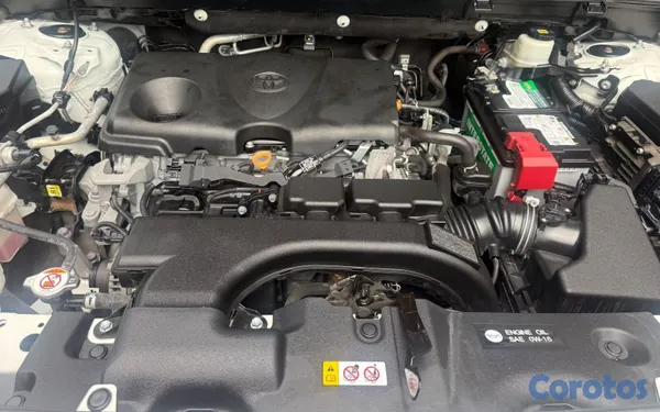 jeepetas y camionetas - Toyota rav4 2021 xle clean carfax  7
