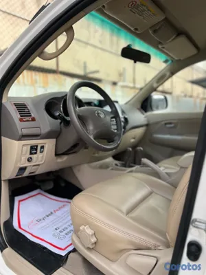 jeepetas y camionetas - Toyota Fortuner SRV 2008 8