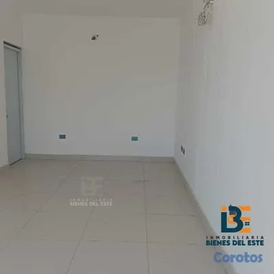 oficinas y locales comerciales - Se Renta Local Comercial en Barrio México, proximo 2
