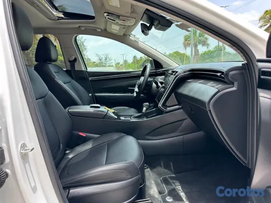 jeepetas y camionetas - HYUNDAI TUCSON SEL AÑO 2024 PRECIO US$28,900.. 14